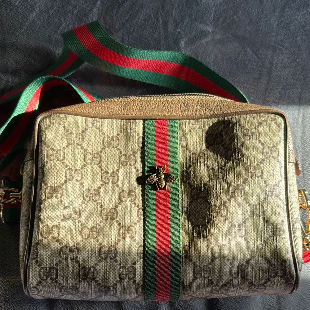 Vintage Gucci Monogram Beige Canvas Bag🐝